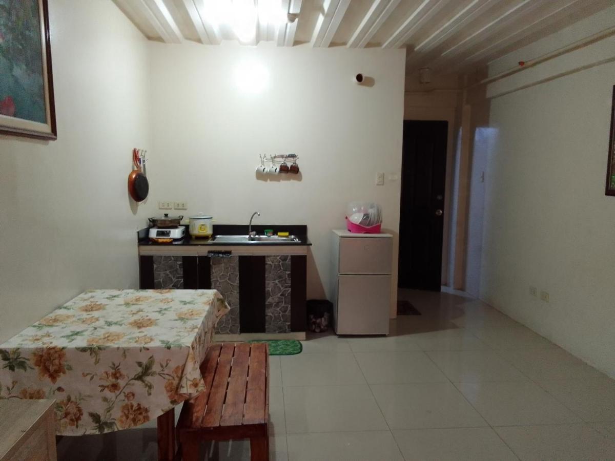Emmanuel'S Service Apartment Near The Airport Manila Ngoại thất bức ảnh